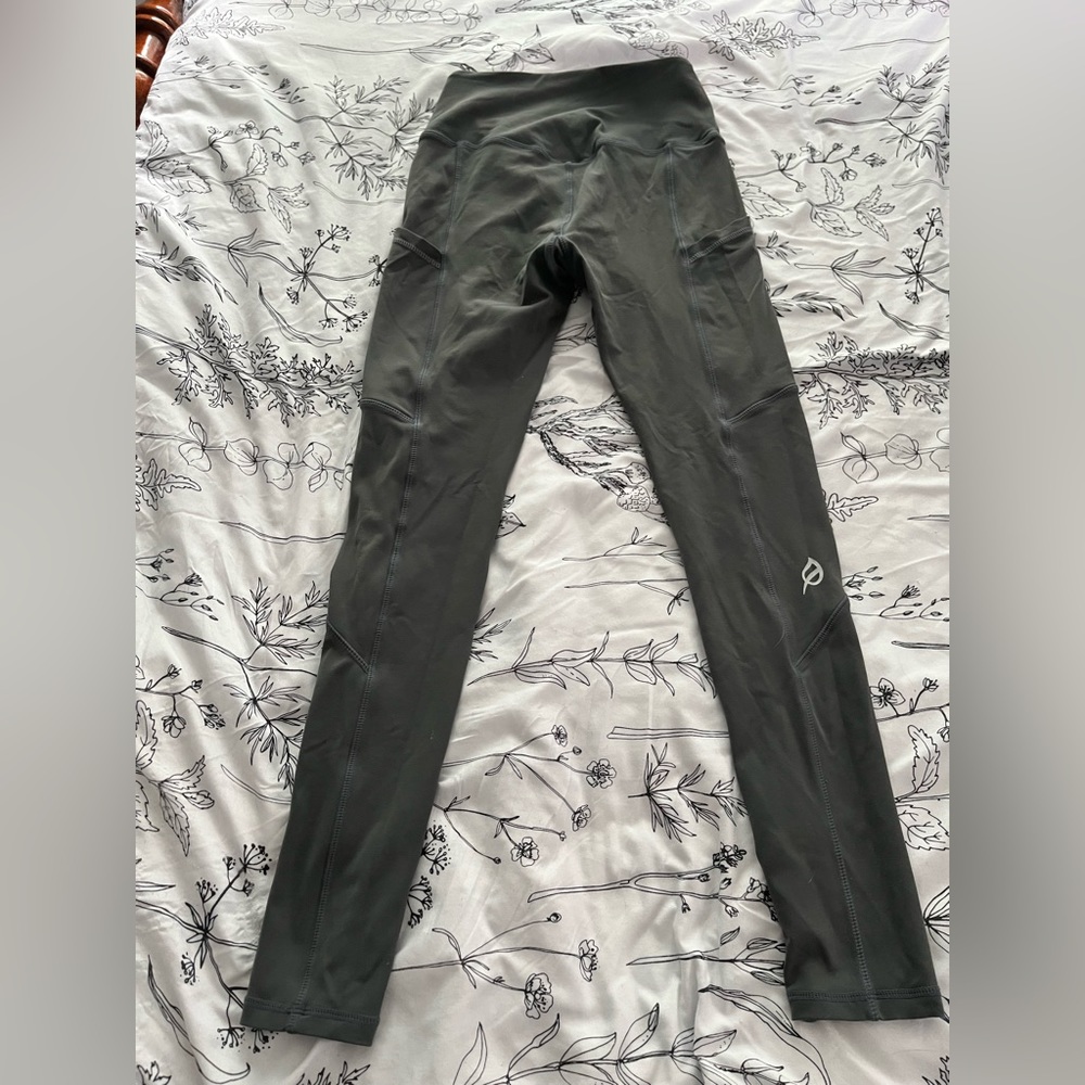 Grey Leggings with Pockets